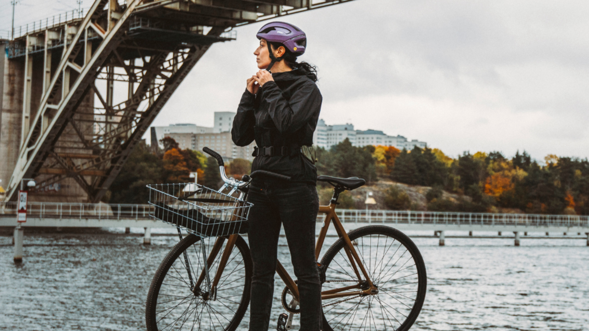 best bike helmets for city riding Urban Electric Helmet with LED Rear Light Black The City is a purpose Stylish Commuter Helmets: How to