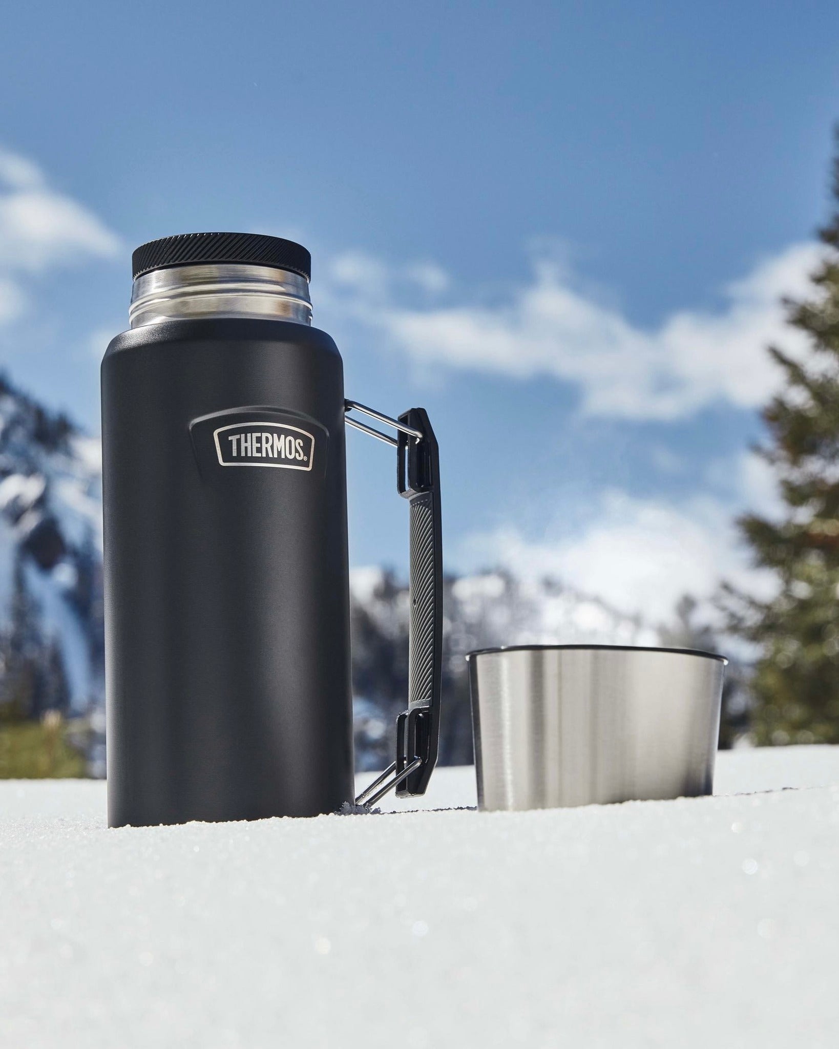 THERMOS