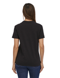 T-Shirt Patagonia Fitz Roy Icon Responsibiliti-Tee® Manches Courtes Homme Ink Black, vue portée de dos mannequin femme