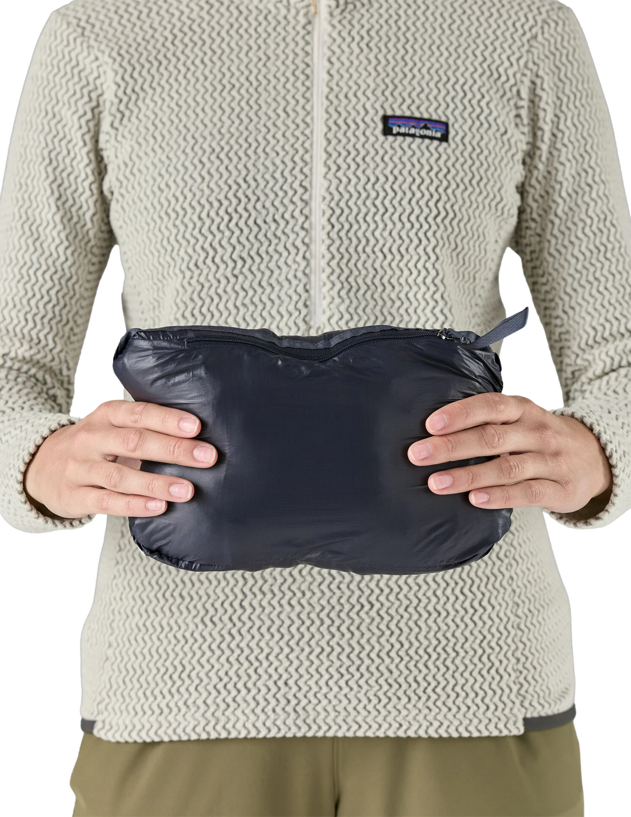 Doudoune Patagonia Micro Puff Femme Smolder Blue, vue pochette de rangement