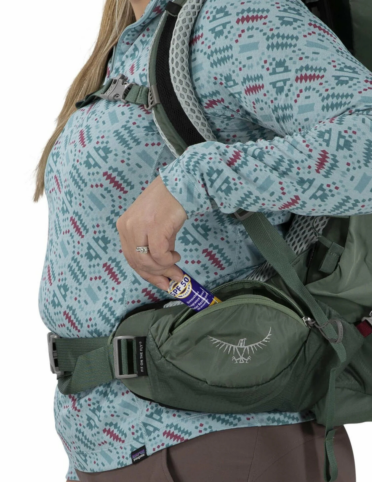 Sac à dos de randonnée Osprey Aura AG LT 50L Femme, couleur koseret darjeeling, poche ceinture